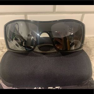 Men’s Oakley Sunglasses